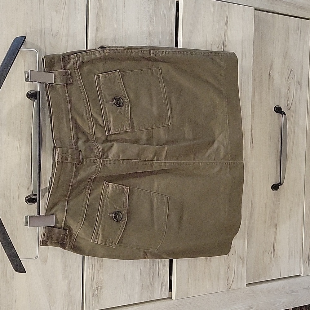 Banana Republic, khaki, size 2, cargo, mini skirt - Picture 2 of 5